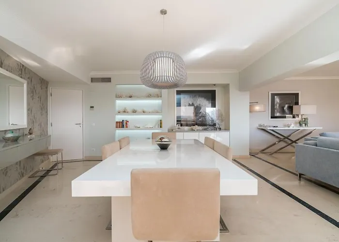 Marina Mar 'penthouse' By Sapvillas Vilamoura