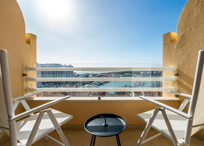 Marina Mar 'penthouse' By Sapvillas