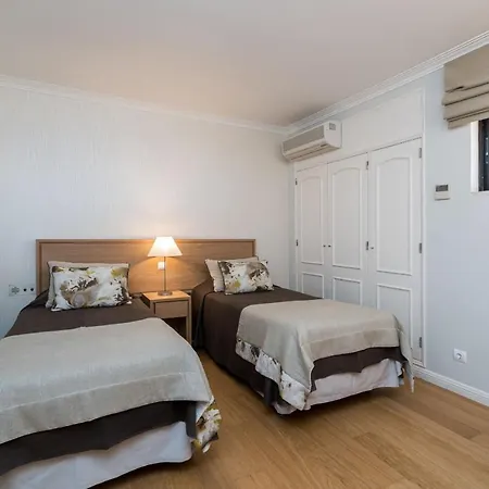 公寓 Marina Mar 'penthouse' By Sapvillas 维拉摩拉